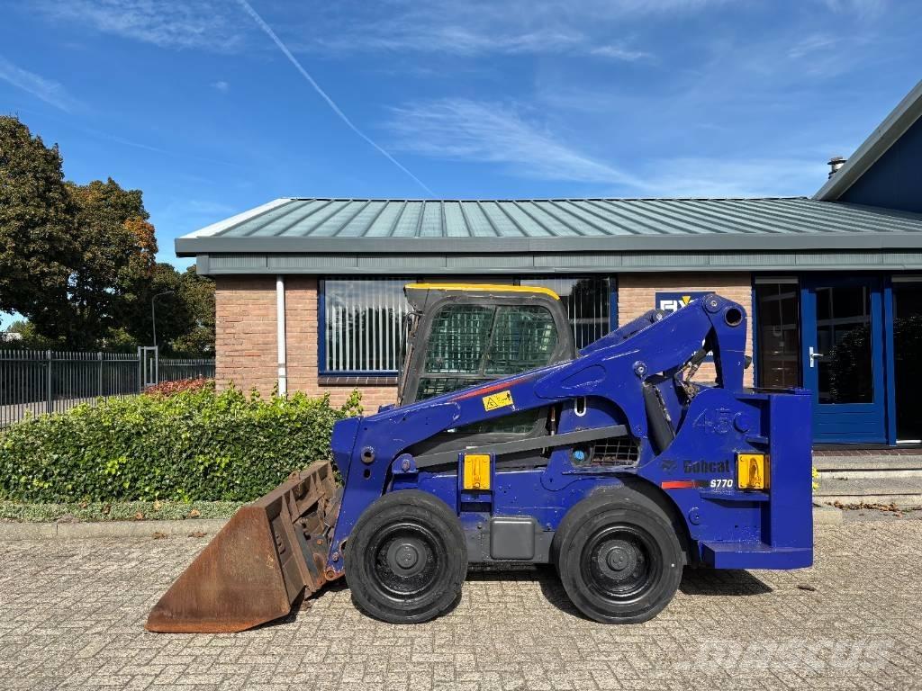 Bobcat S 770 Lietoti riteņu kompaktiekrāvēji