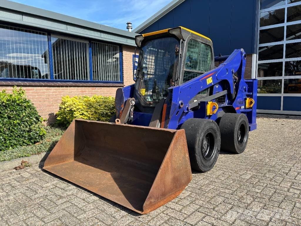 Bobcat S 770 Lietoti riteņu kompaktiekrāvēji
