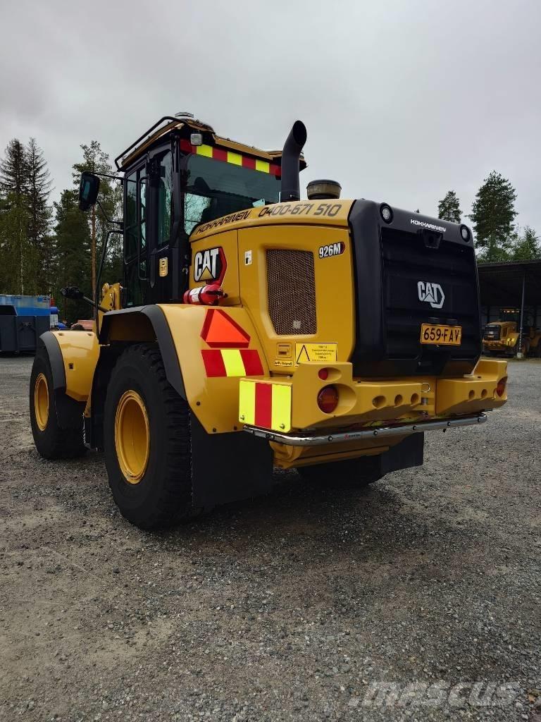 CAT 926M Iekrāvēji uz riteņiem