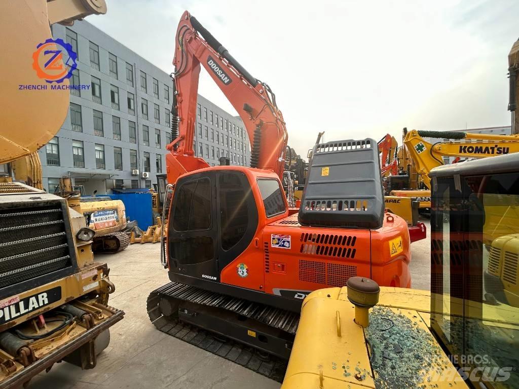 Doosan DX 150 Vidēja lieluma ekskavatori 7 t - 12 t