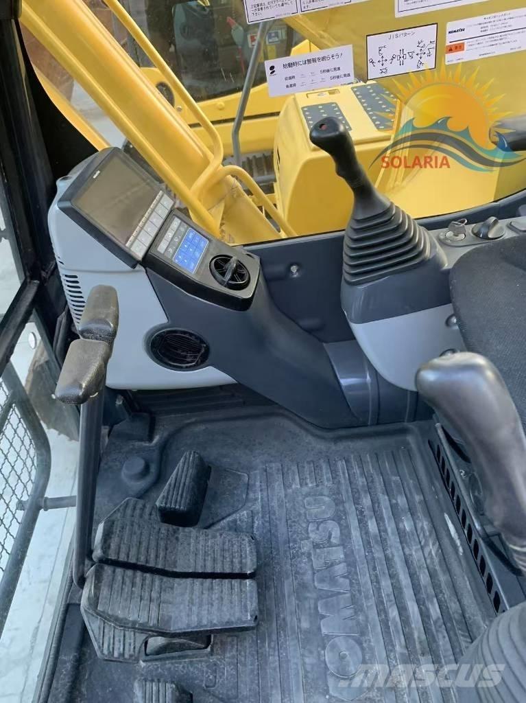 Komatsu PC 220 Kāpurķēžu ekskavatori