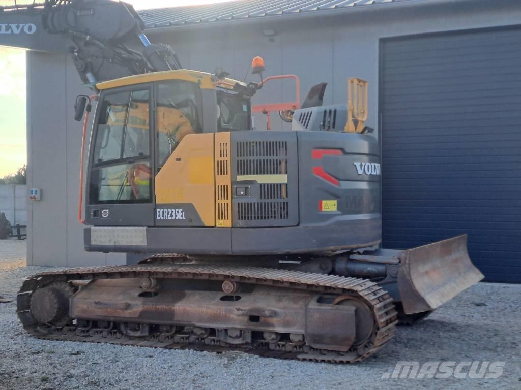 Volvo ECR235EL Kāpurķēžu ekskavatori