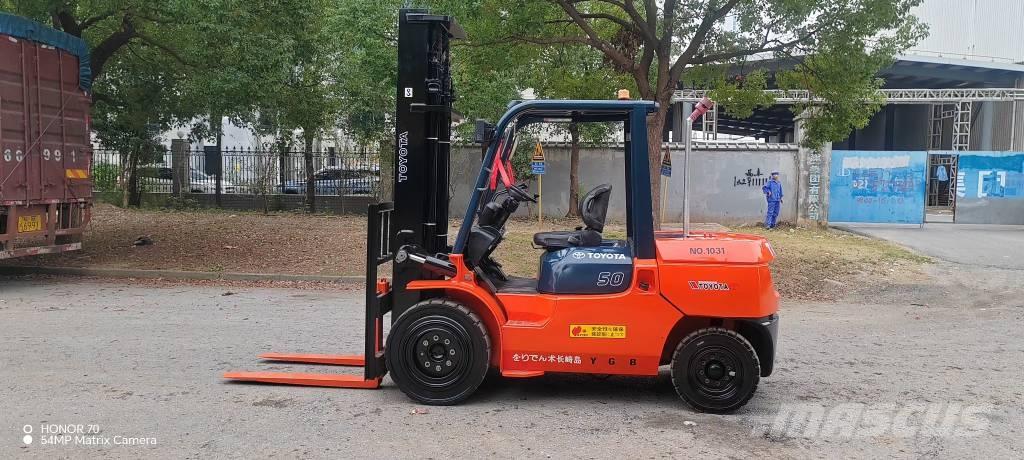 Toyota FD 50 Tehnika ar dīzeļa dzinēju