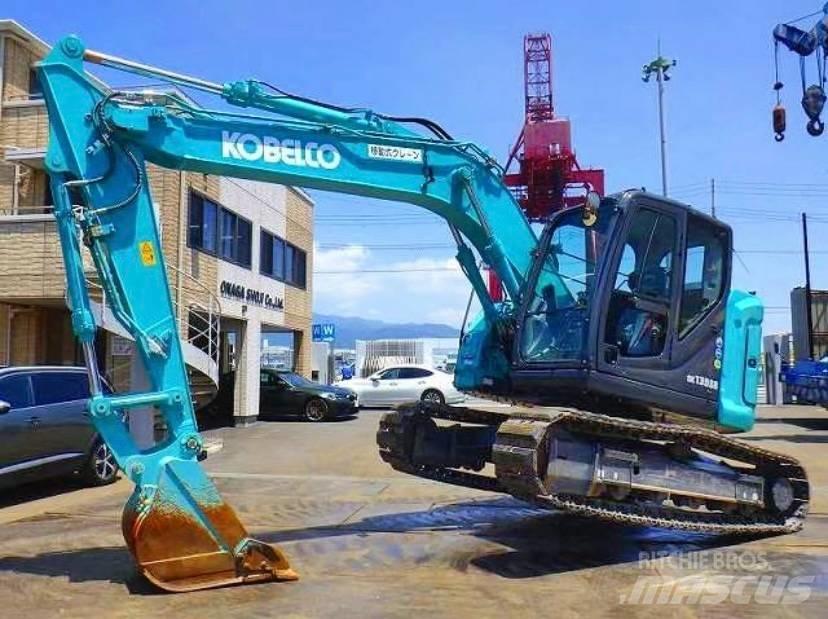 Kobelco SK 135 Vidēja lieluma ekskavatori 7 t - 12 t