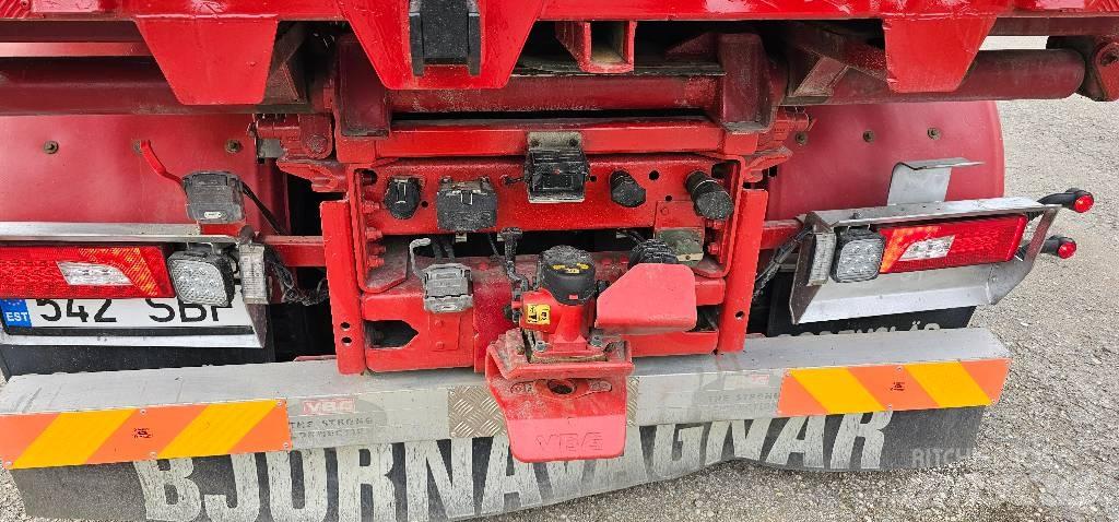 Scania R 730 Treileri ar āķi