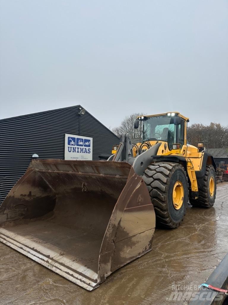 Volvo L 220 G Iekrāvēji uz riteņiem