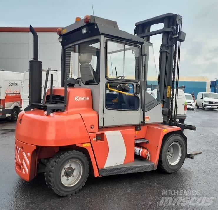 Kalmar DCE55-6 Tehnika ar dīzeļa dzinēju
