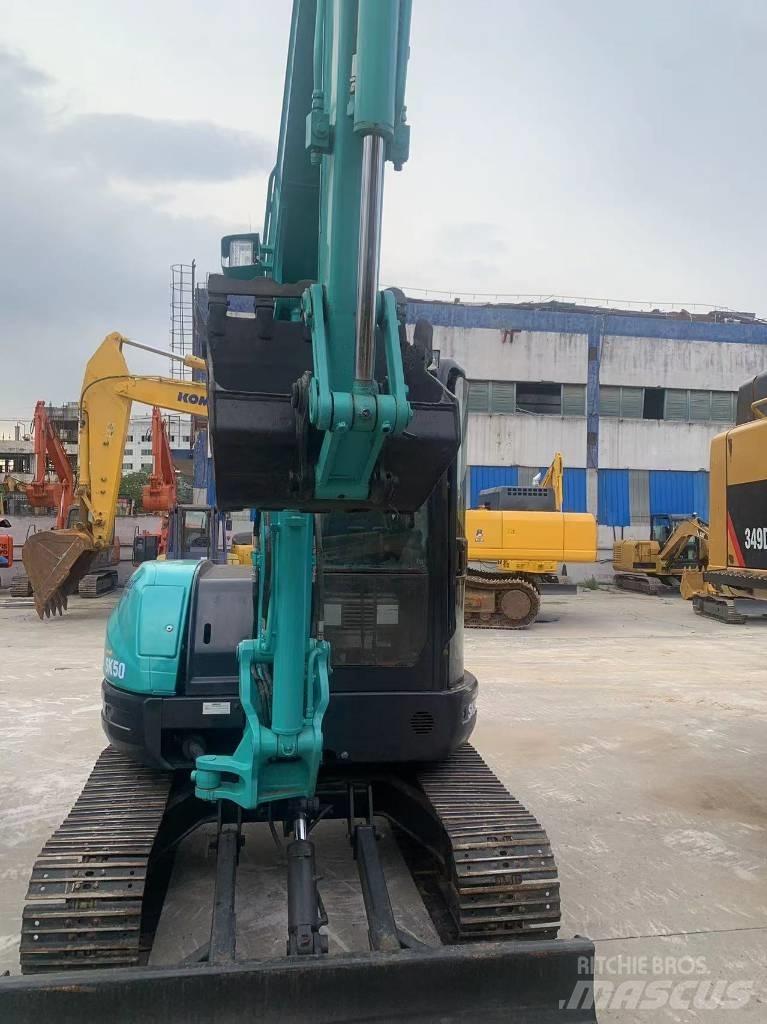 Kobelco 50 Kāpurķēžu ekskavatori