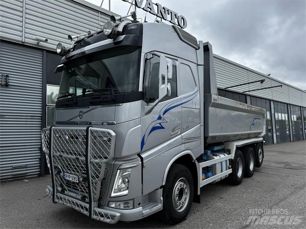 Volvo FH540 8x4 Pašizgāzējs