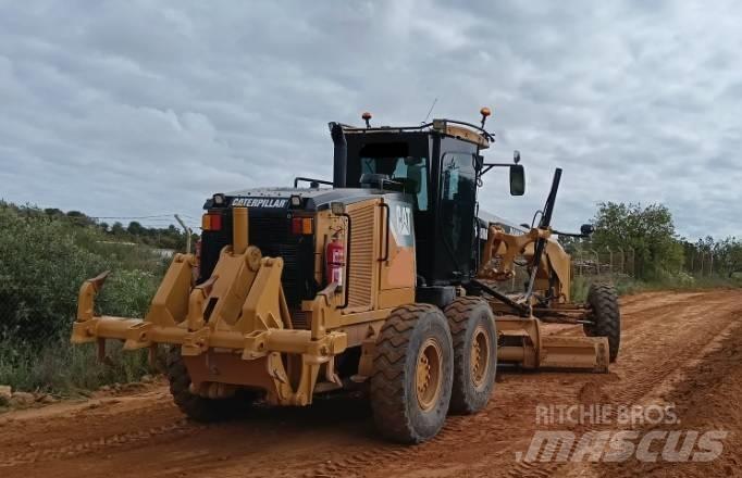 CAT 140 M Greideri