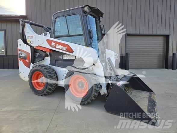 Bobcat S64 Lietoti riteņu kompaktiekrāvēji