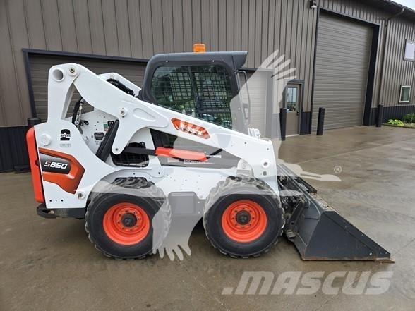Bobcat S650 Lietoti riteņu kompaktiekrāvēji