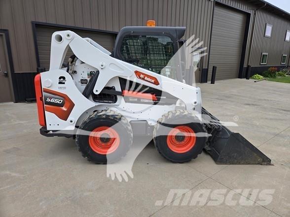 Bobcat S650 Lietoti riteņu kompaktiekrāvēji