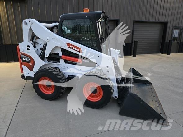Bobcat S650 Lietoti riteņu kompaktiekrāvēji