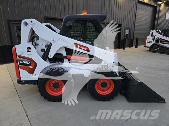 Bobcat S650 Lietoti riteņu kompaktiekrāvēji