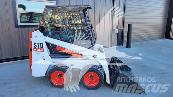Bobcat S70 Lietoti riteņu kompaktiekrāvēji