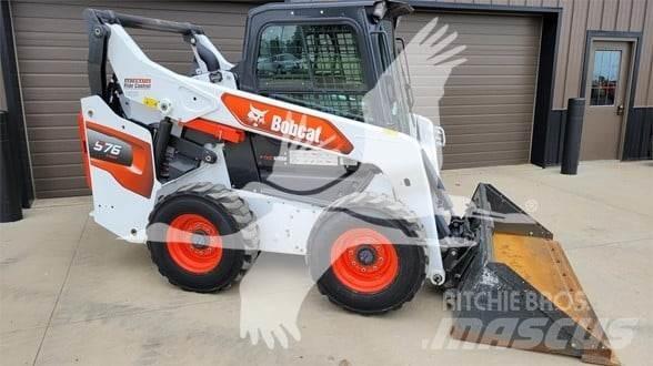 Bobcat S76 Lietoti riteņu kompaktiekrāvēji