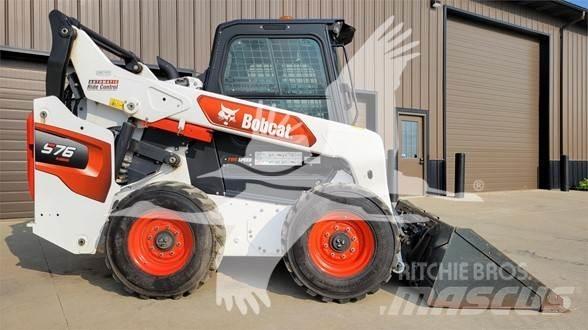 Bobcat S76 Lietoti riteņu kompaktiekrāvēji