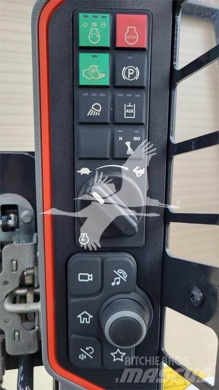 Bobcat S76 Lietoti riteņu kompaktiekrāvēji