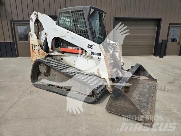 Bobcat T300 Lietoti riteņu kompaktiekrāvēji