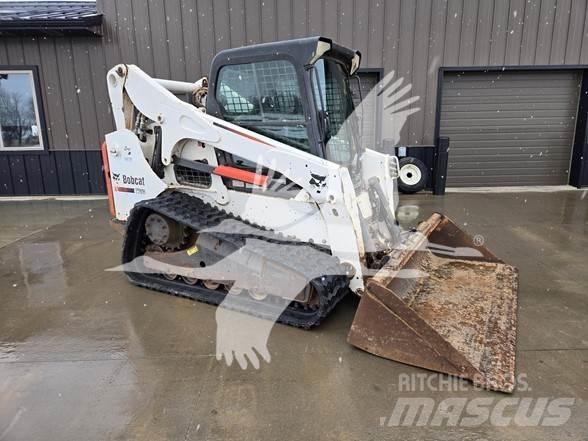 Bobcat T750 Lietoti riteņu kompaktiekrāvēji