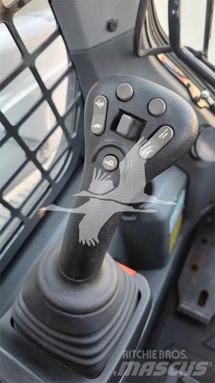 Bobcat T76 Lietoti riteņu kompaktiekrāvēji