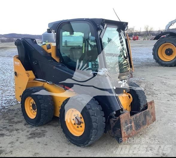 JCB 270 Lietoti riteņu kompaktiekrāvēji