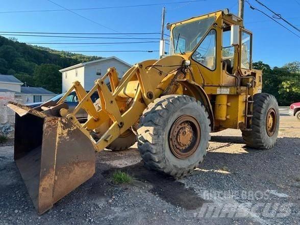 CAT 966 C Iekrāvēji uz riteņiem