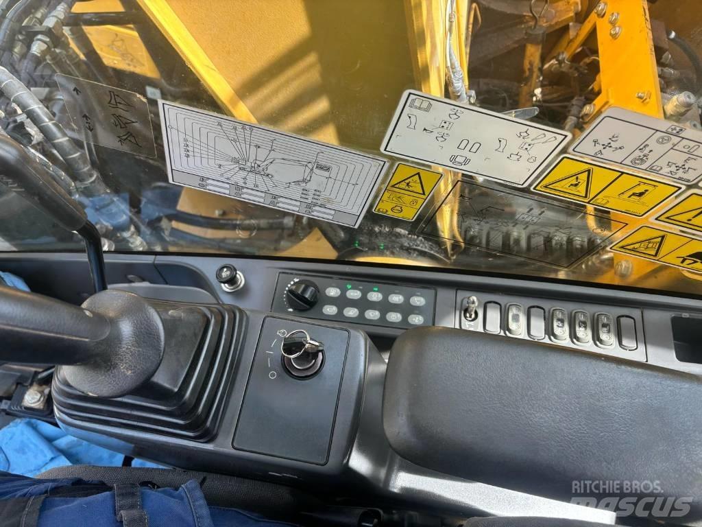 CAT 311 F LRR Kāpurķēžu ekskavatori