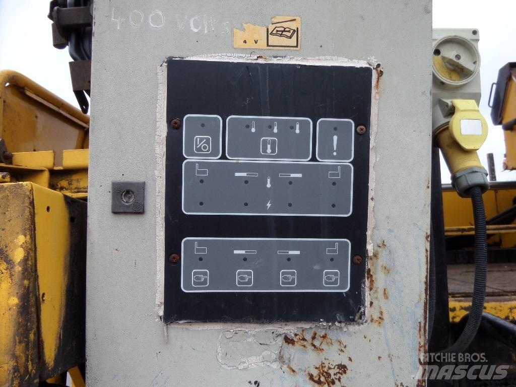 CAT AP 600 Asfalta klājēji