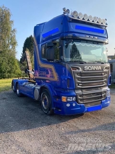 Scania R 620 LB Treileri ar āķi