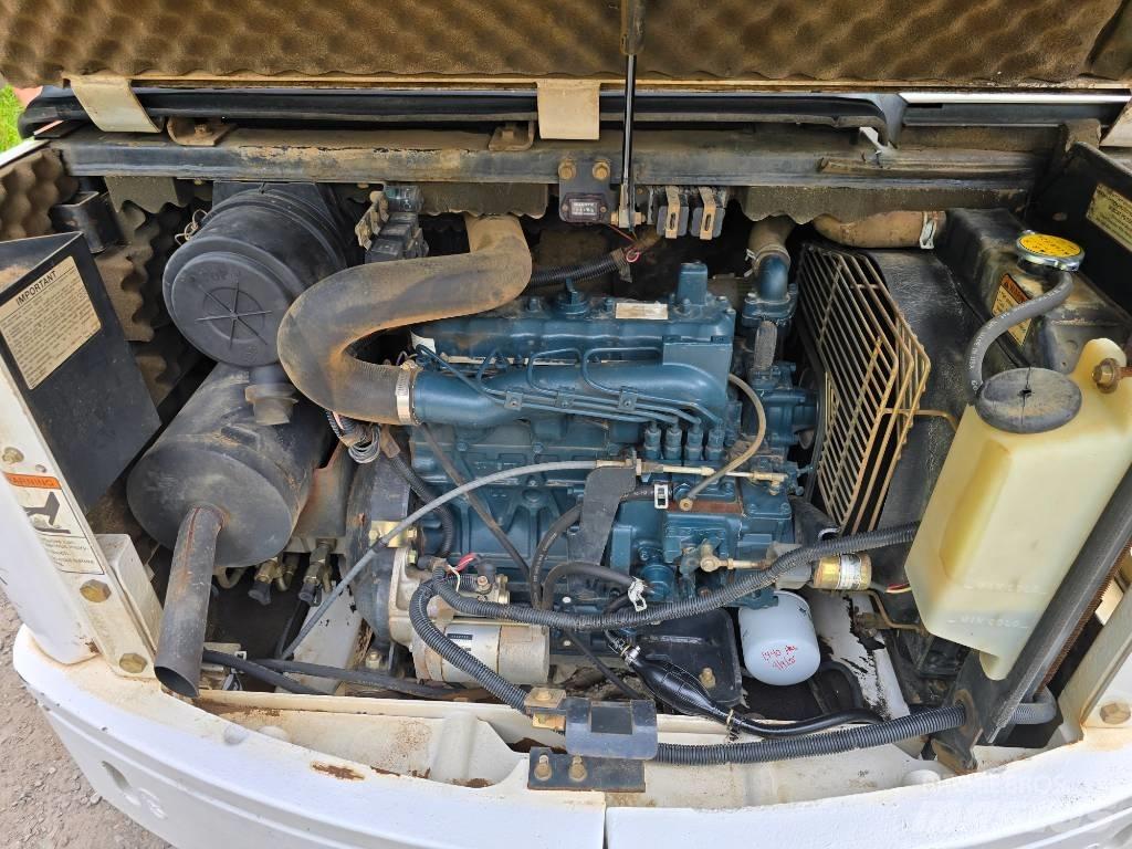 Bobcat X 331 Mini ekskavatori < 7 t