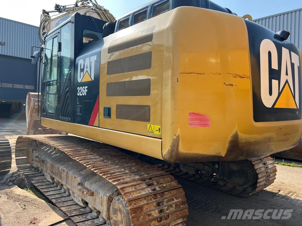 CAT 326FL Kāpurķēžu ekskavatori