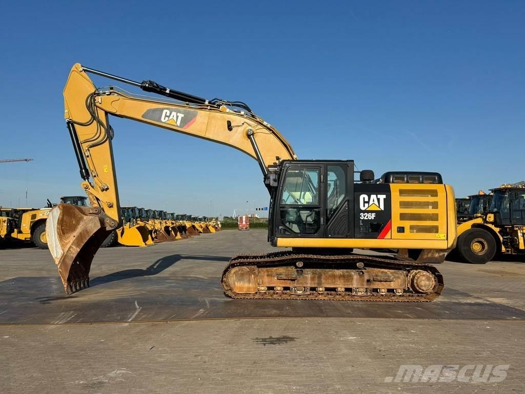 CAT 326FL Kāpurķēžu ekskavatori