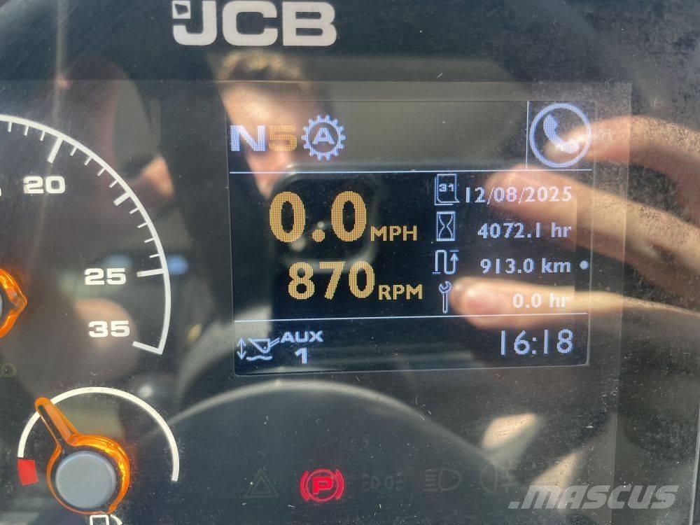 JCB TM 320 S Lauksaimniecības pacēlāji