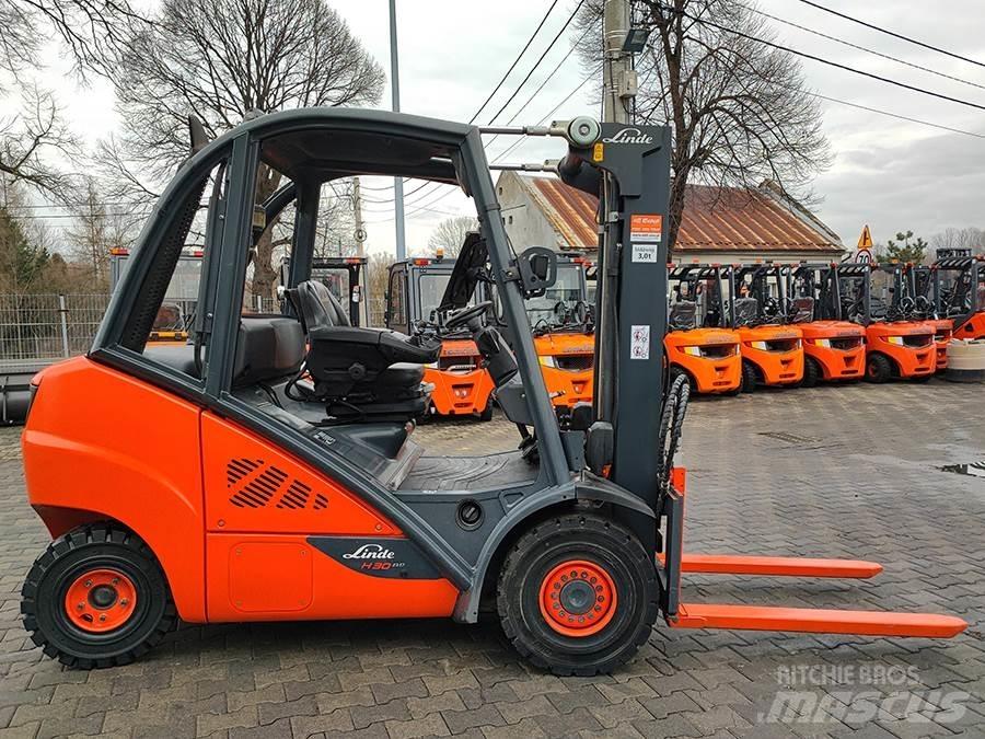 Linde H30D-02 Tehnika ar dīzeļa dzinēju