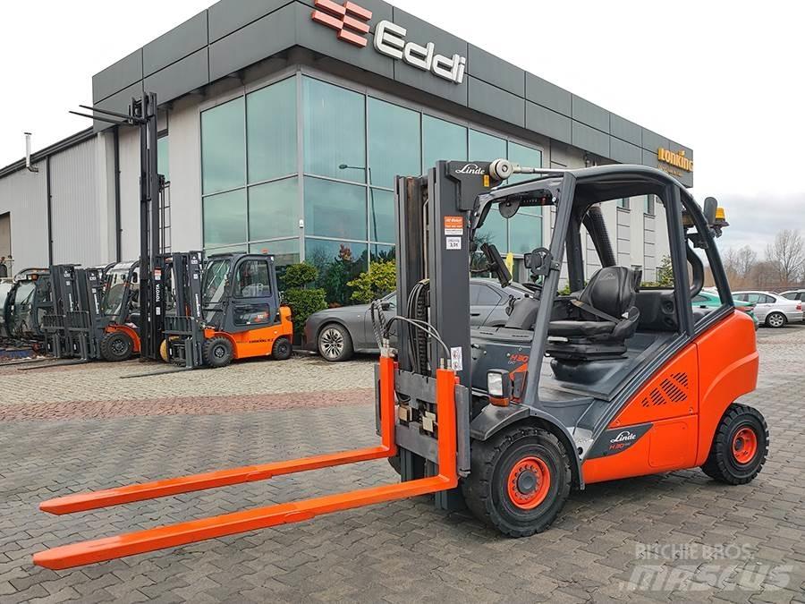 Linde H30D-02 Tehnika ar dīzeļa dzinēju