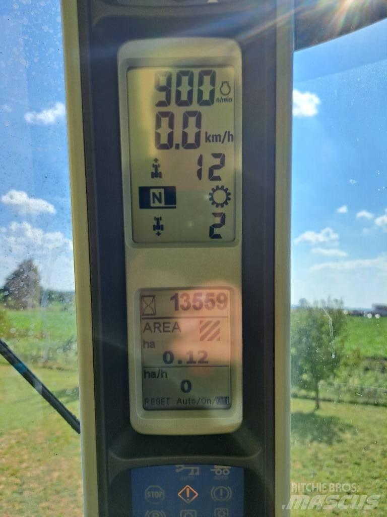 New Holland T 8050 Traktori