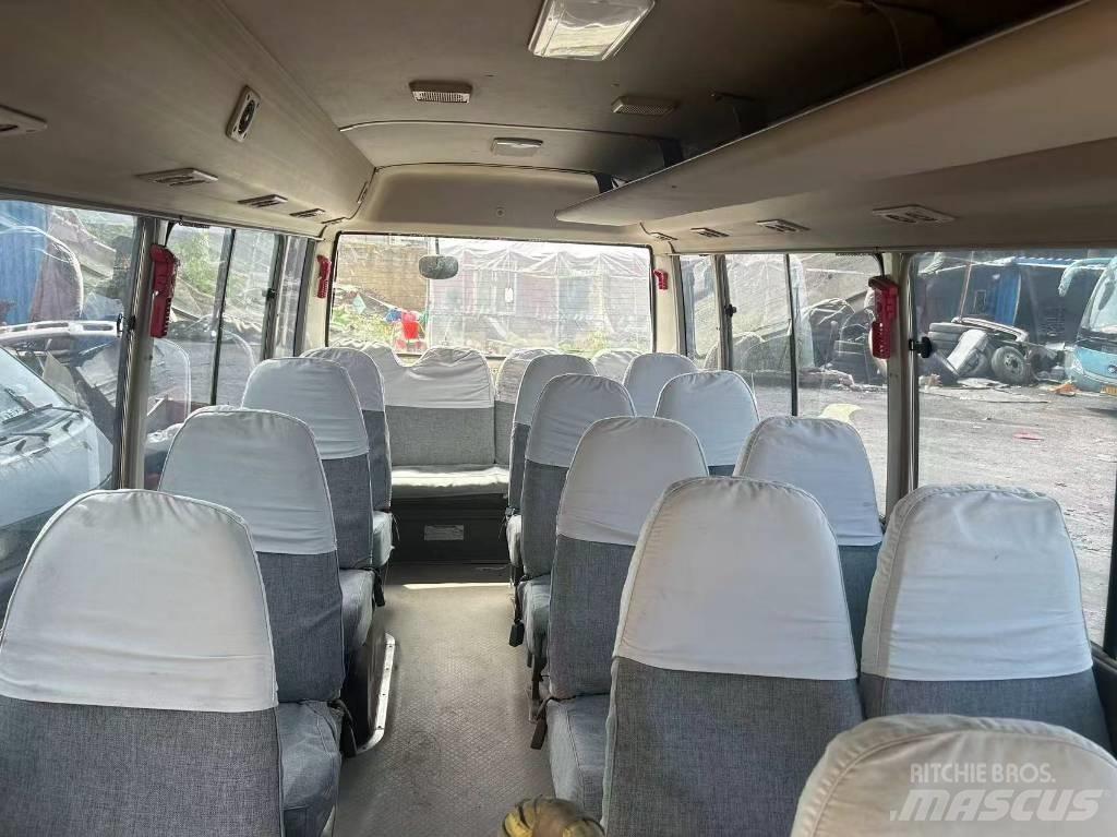 Toyota Coaster Starppilsētu autobusi