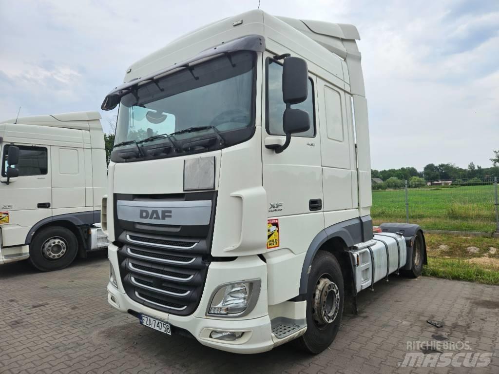 DAF XF460 Vilcēji