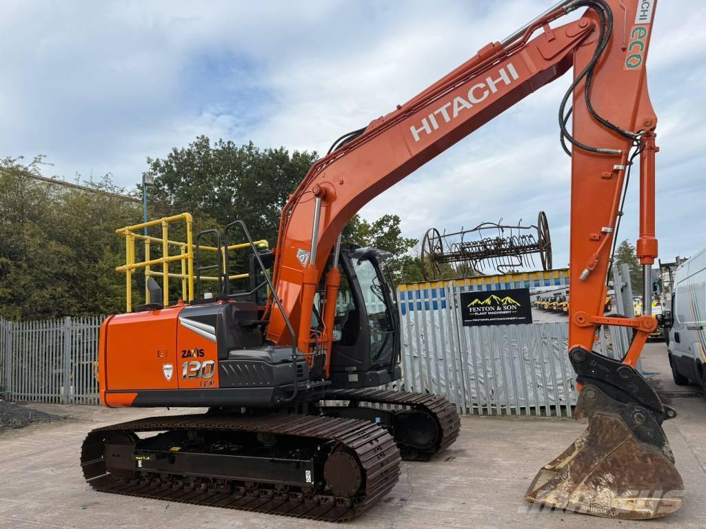 Hitachi ZX 130-7 Kāpurķēžu ekskavatori