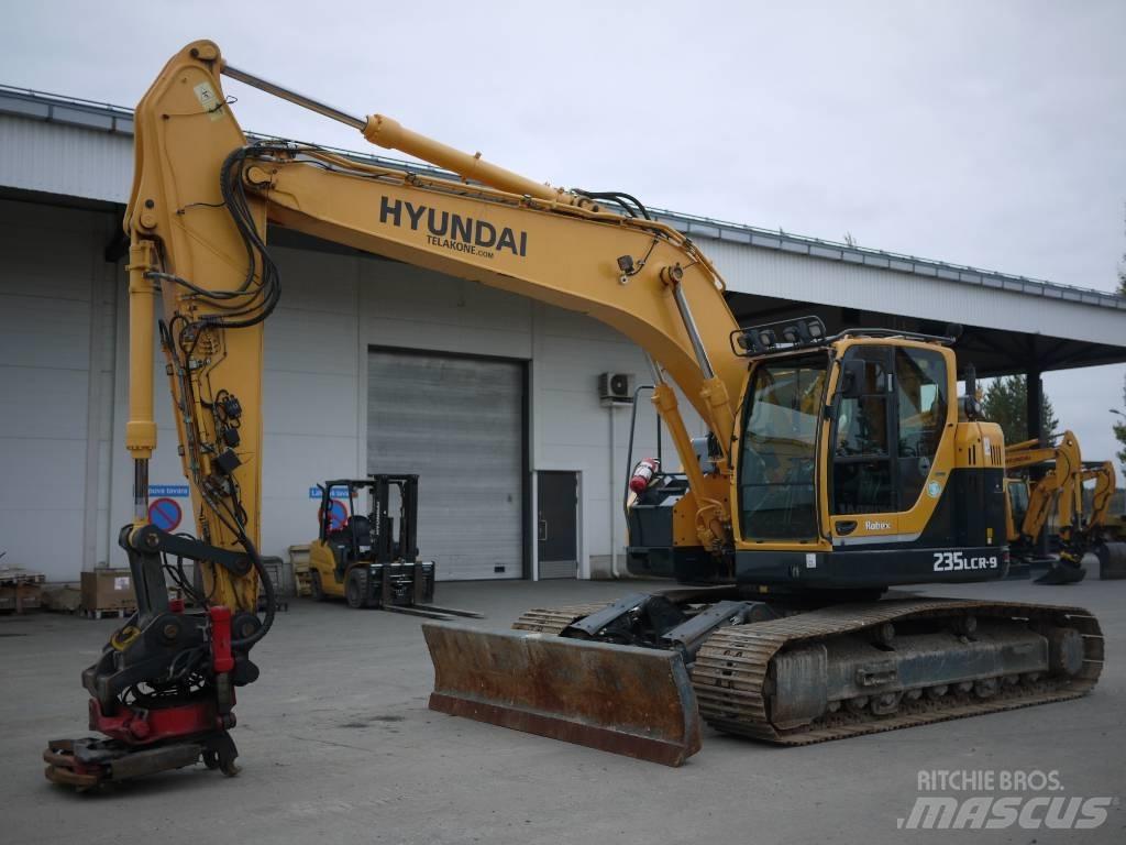 Hyundai R 235 LCRD-9 Kāpurķēžu ekskavatori