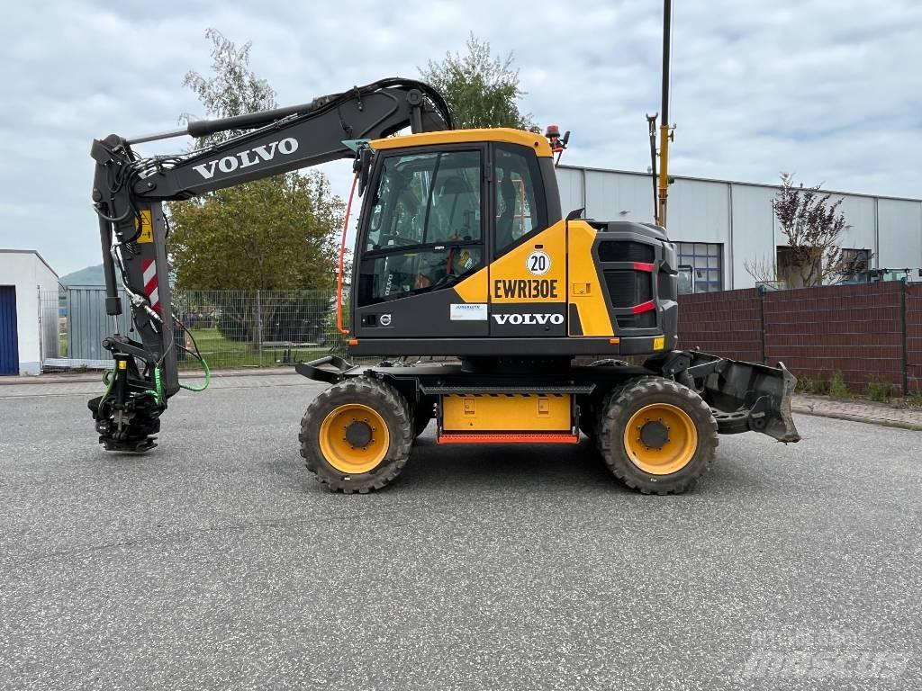 Volvo EWR 130 E Ekskavatori uz riteņiem