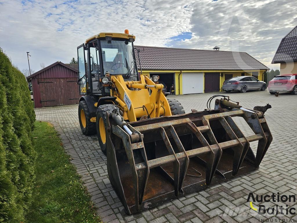 JCB 409 B Iekrāvēji uz riteņiem