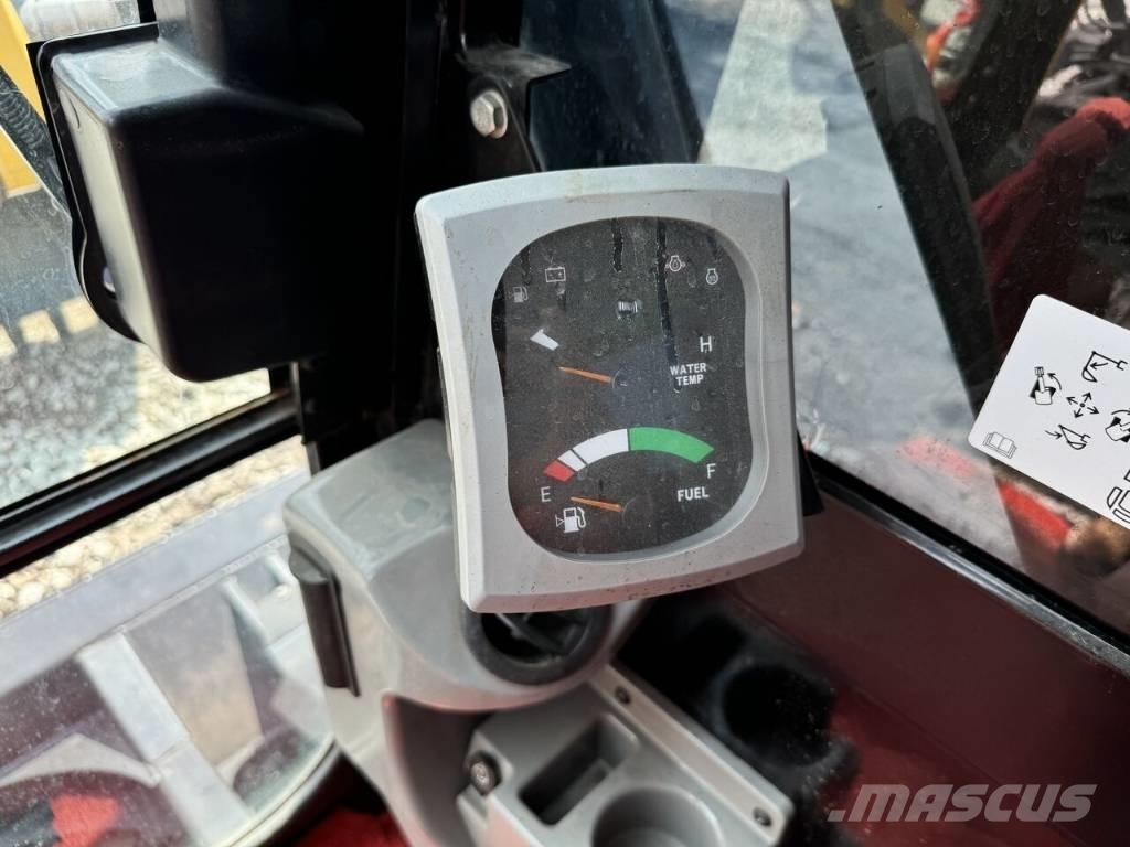 CAT 307 E2 Vidēja lieluma ekskavatori 7 t - 12 t