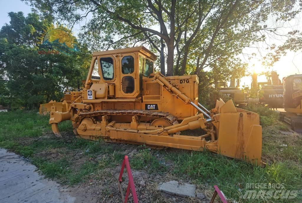CAT D 7 G Kāpurķēžu buldozeri