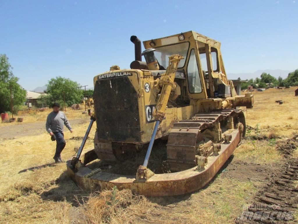 CAT D8K Kāpurķēžu buldozeri