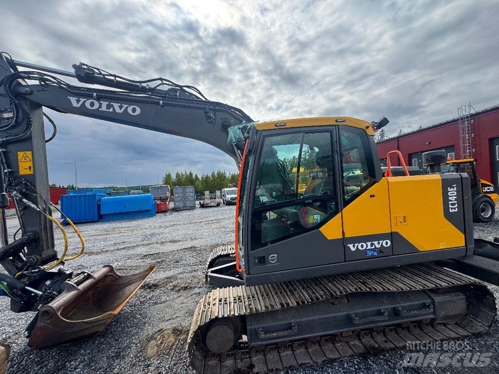 Volvo EC 140 EL Kāpurķēžu ekskavatori