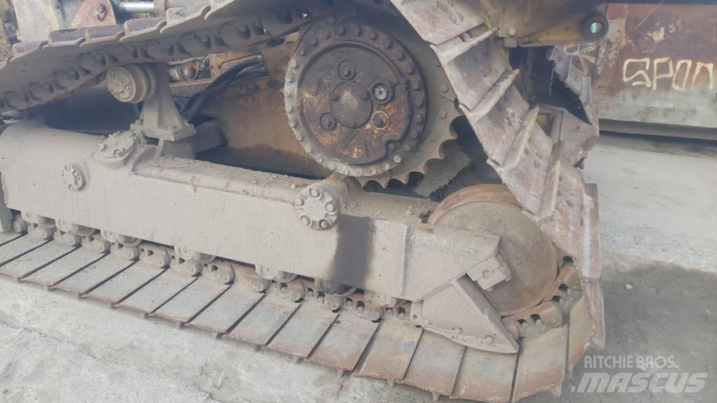 CAT D 4 LGP Kāpurķēžu buldozeri