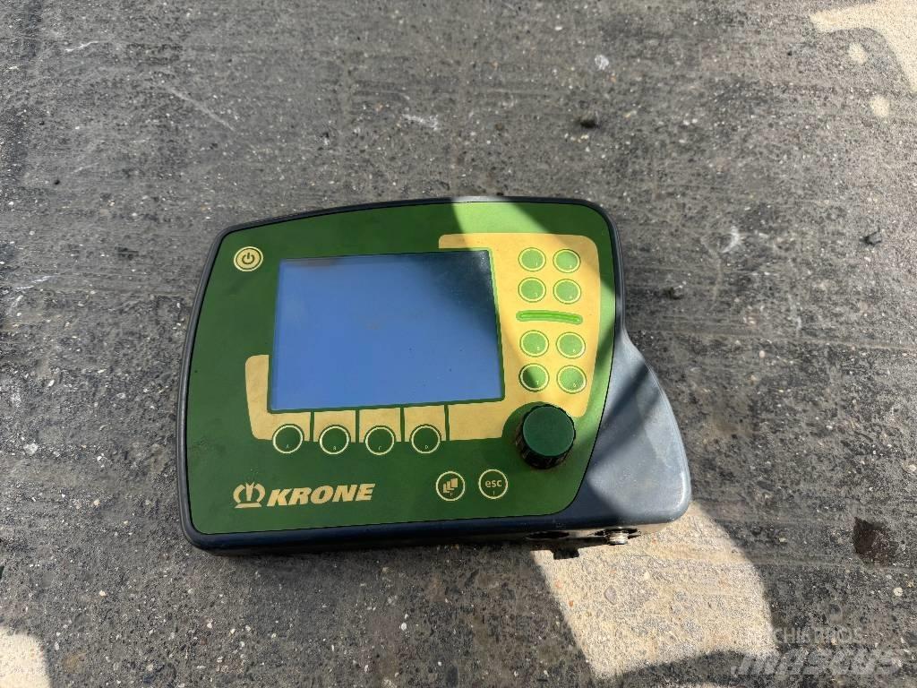Krone Big Pack 12130 Ķīpu preses